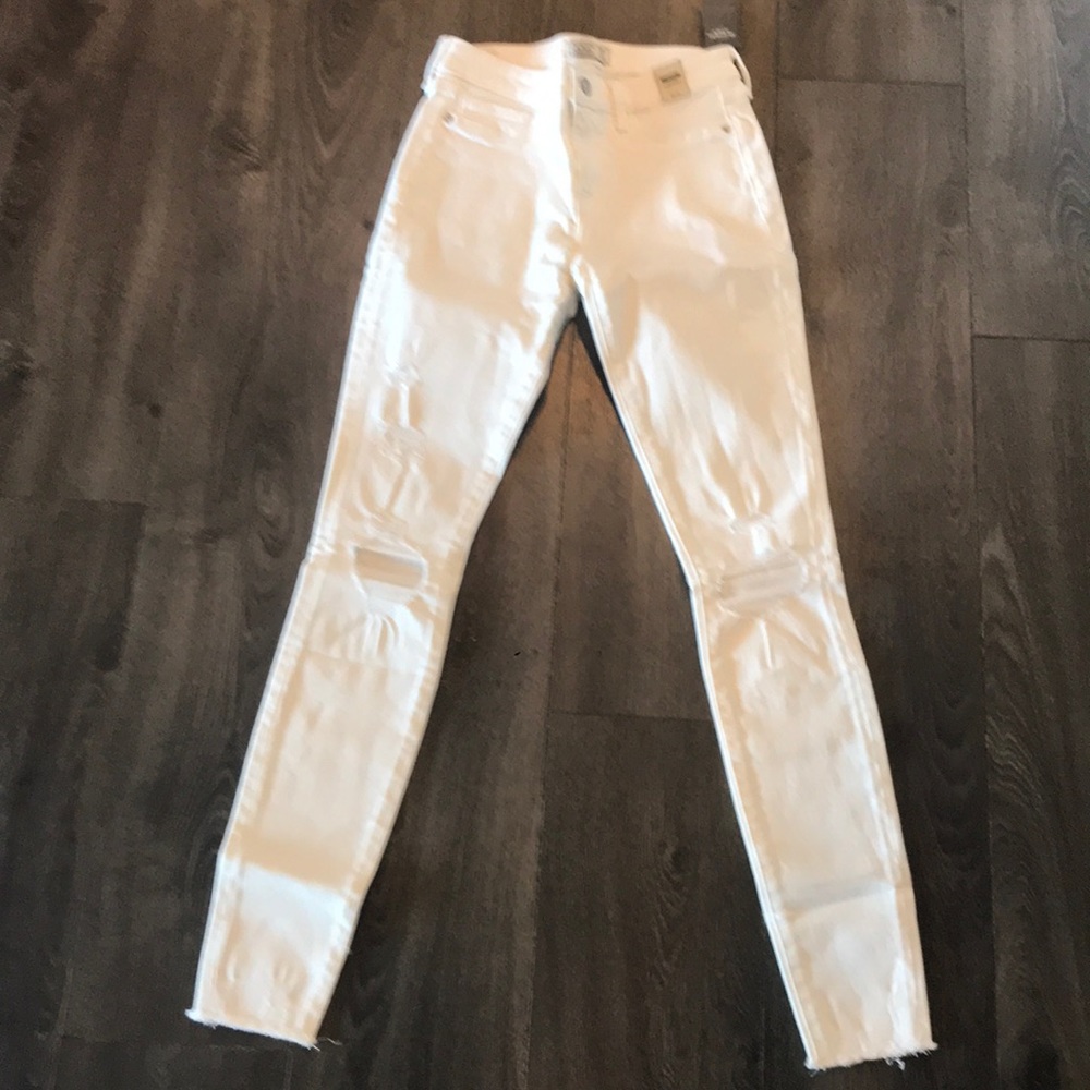 NWT Abercrombie white Harper skinny 26 2 long